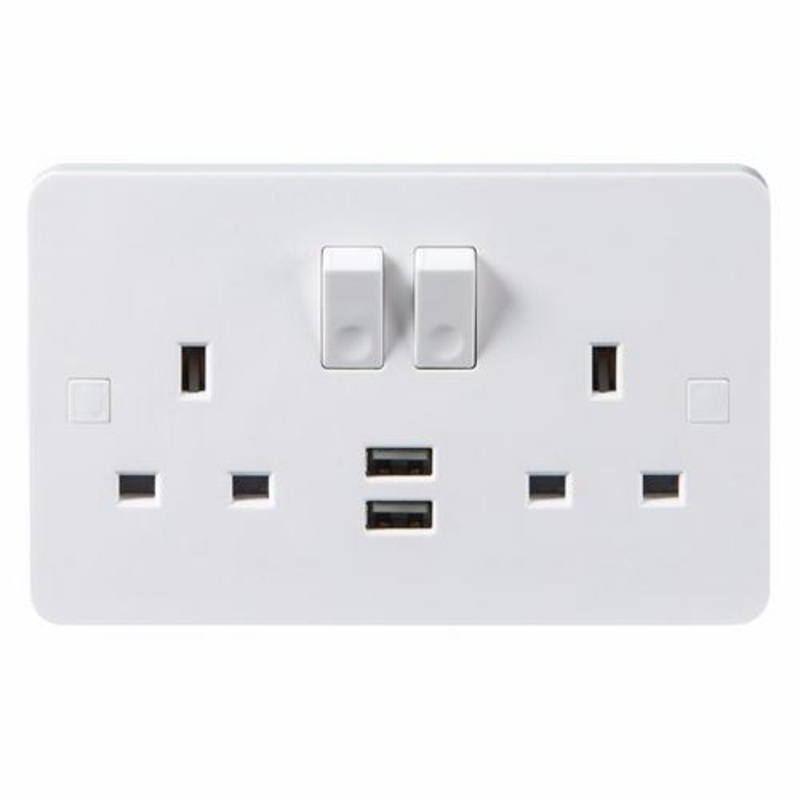 KnightsBridge Pure 9mm 13A White 2G 230V UK 3 Switched Electric Wall Socket & 2 USB Charger Port